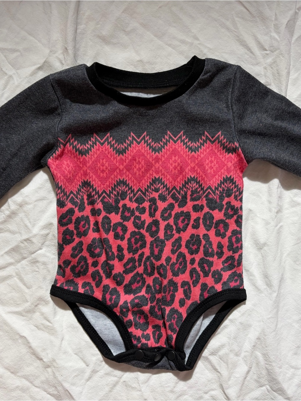 Kids Long-Sleeve One-Piece Bodysuit in Pink Western Aztec Leopard Print